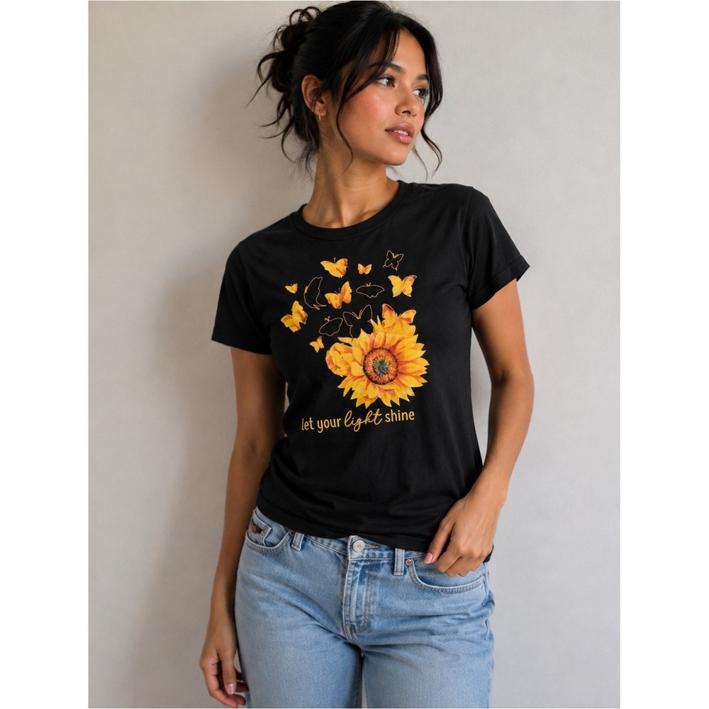Bella'sβ Destiny Sunflower Butterfly Graphic Black T-Shirt Medium